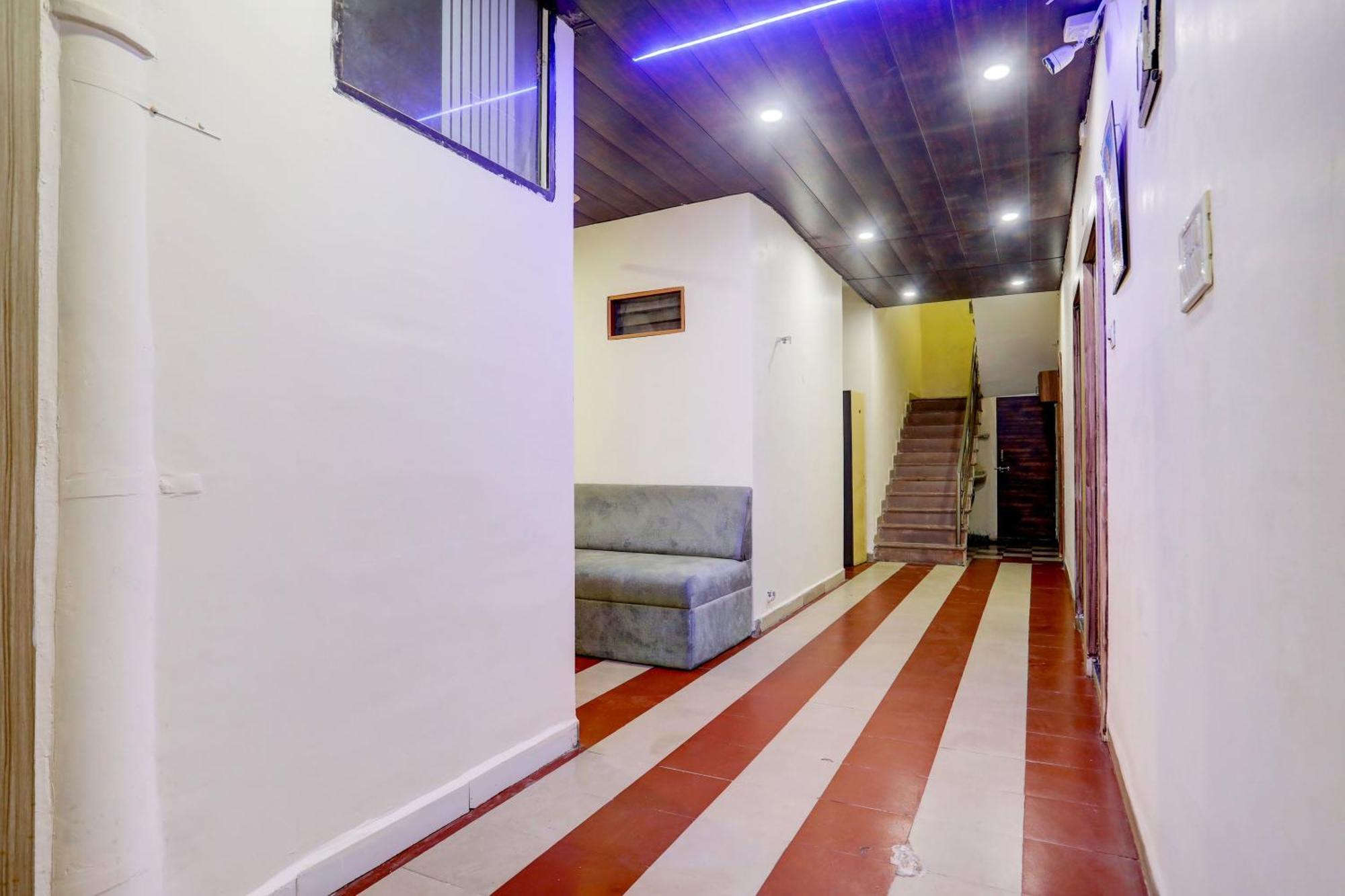 Hotel O Sb 47 Indore Esterno foto