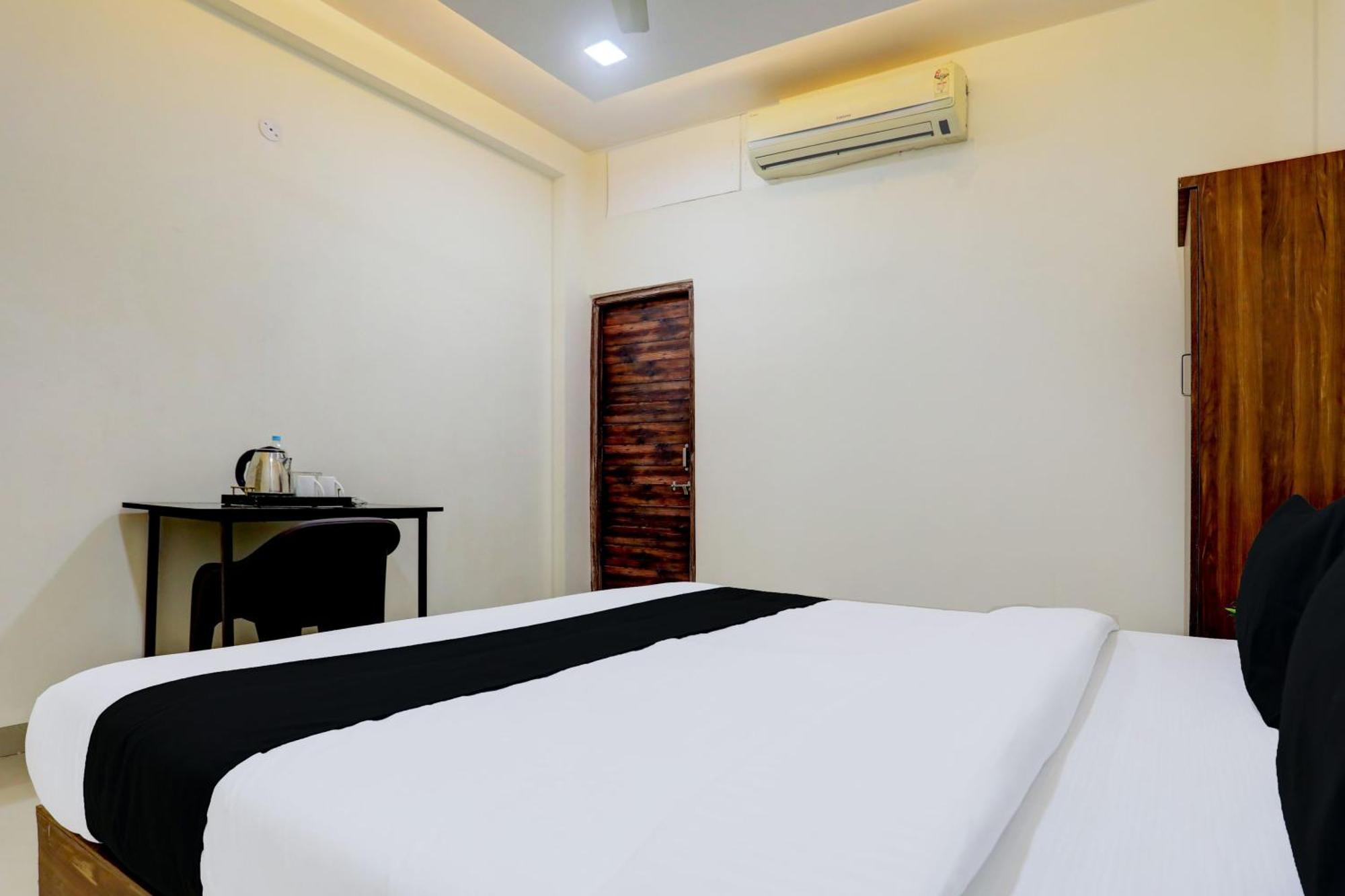 Hotel O Sb 47 Indore Esterno foto