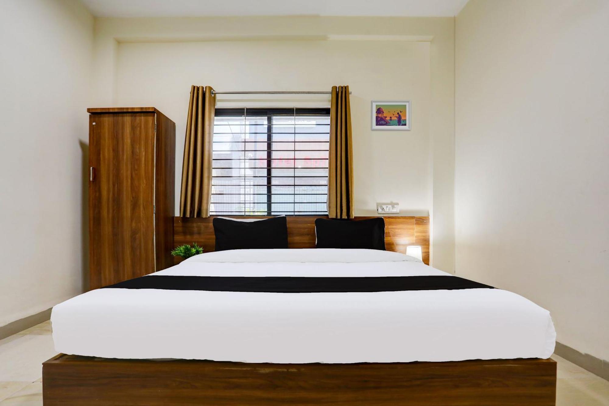 Hotel O Sb 47 Indore Esterno foto